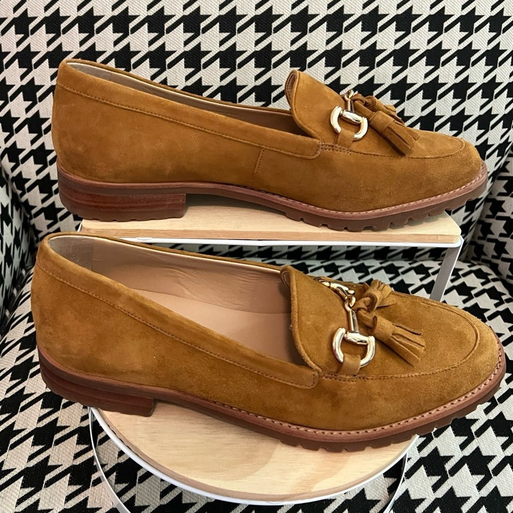 Women's Suede Tassel Loafers in Cognac